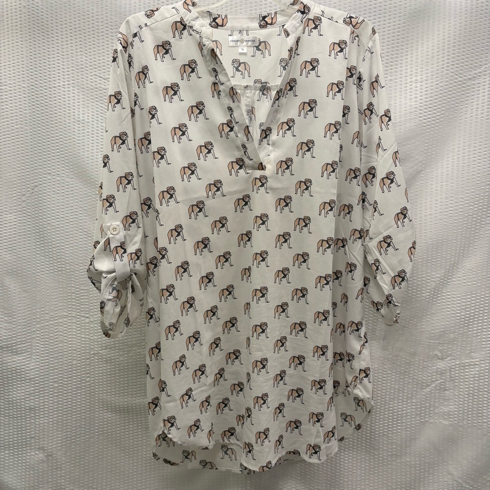 Stewart and Simmons Women’s White Bull Dog Print Roll and Button Sleeves Size XL